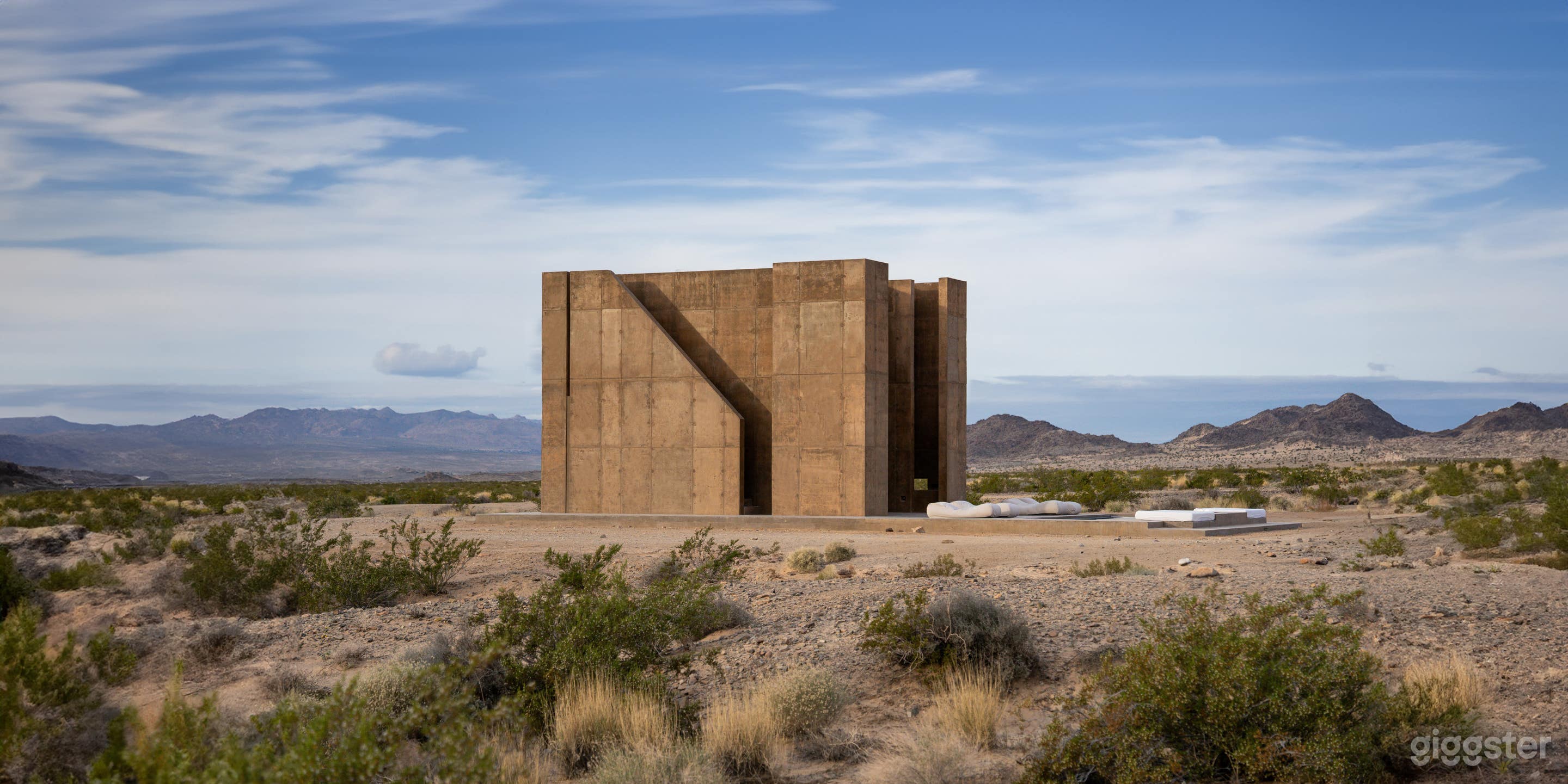 Unique Architecture in Mojave Desert Photo 1