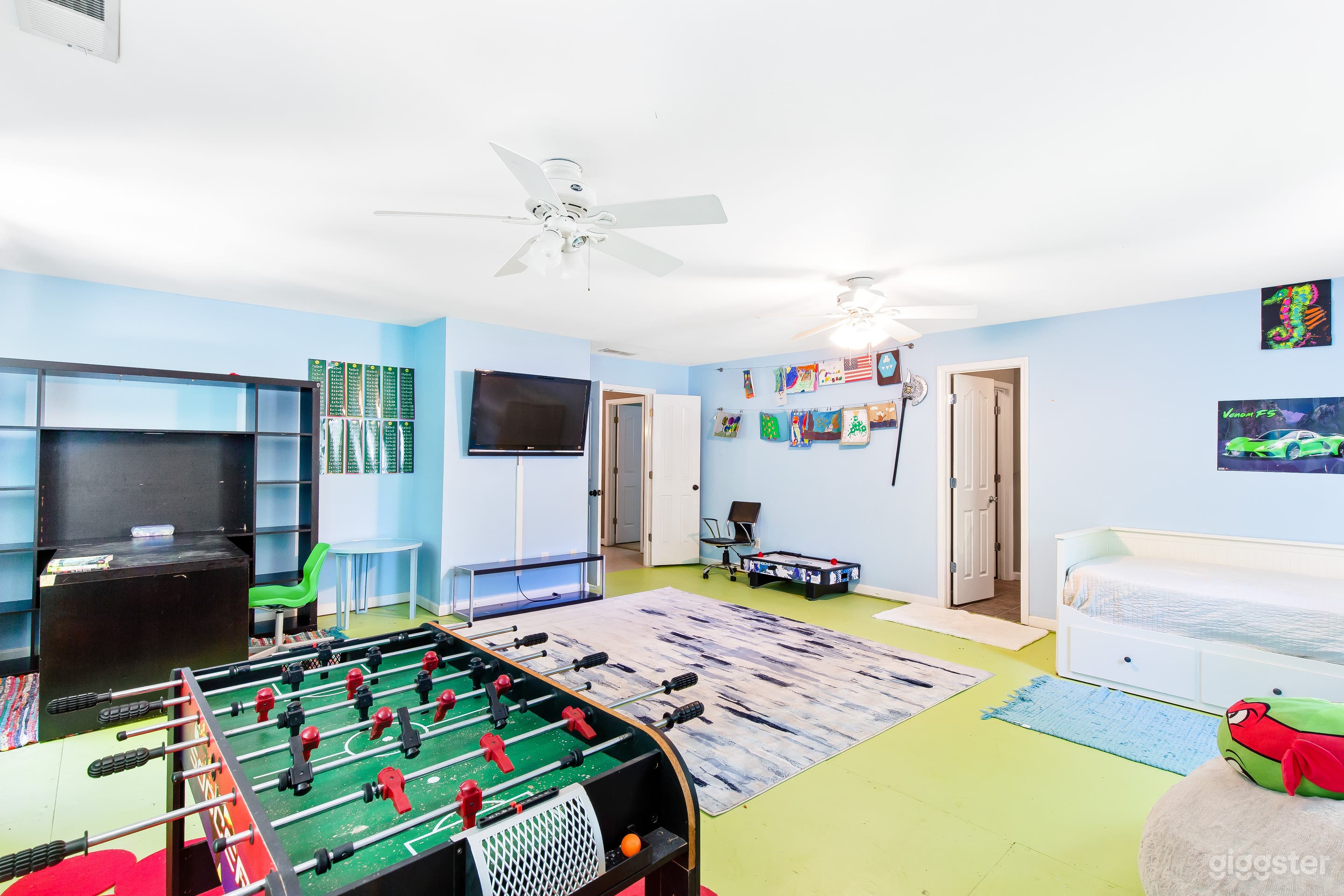 Peachtree City Living Photo 3