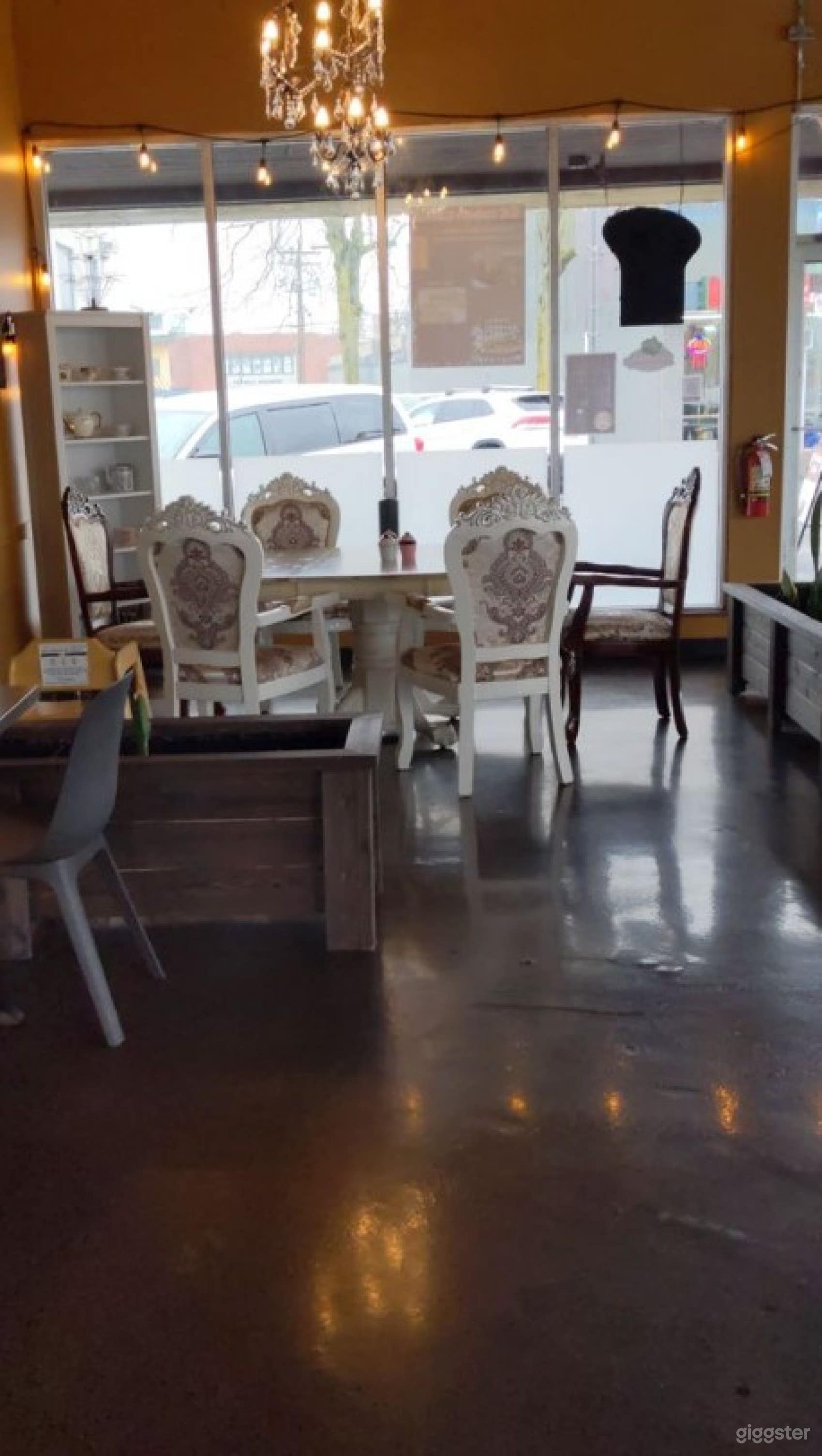 Open Dining Area In Downtown Langley Photo 2