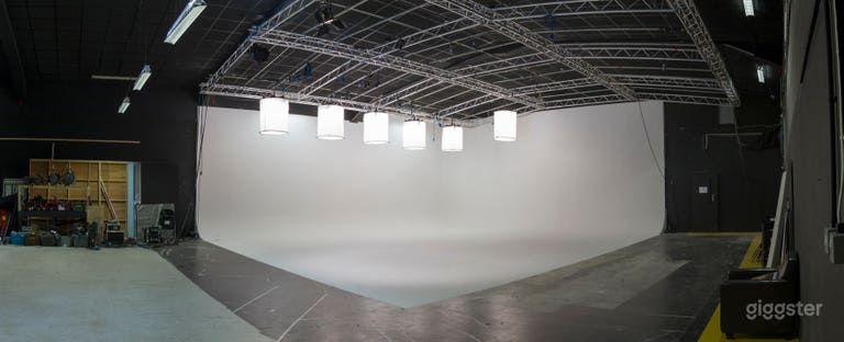  Premium 3,500 Sq Ft Studio in Central London – Id 