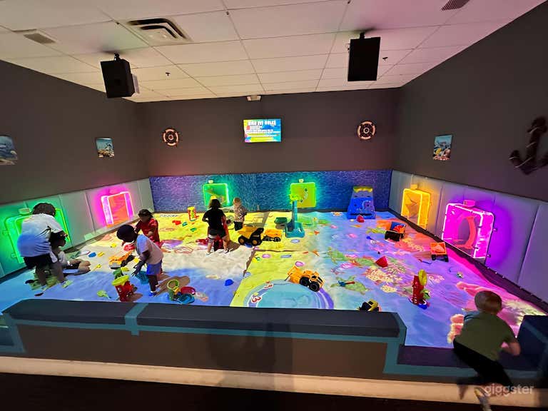  Indianapolis Ocean Themed Adventure Park 