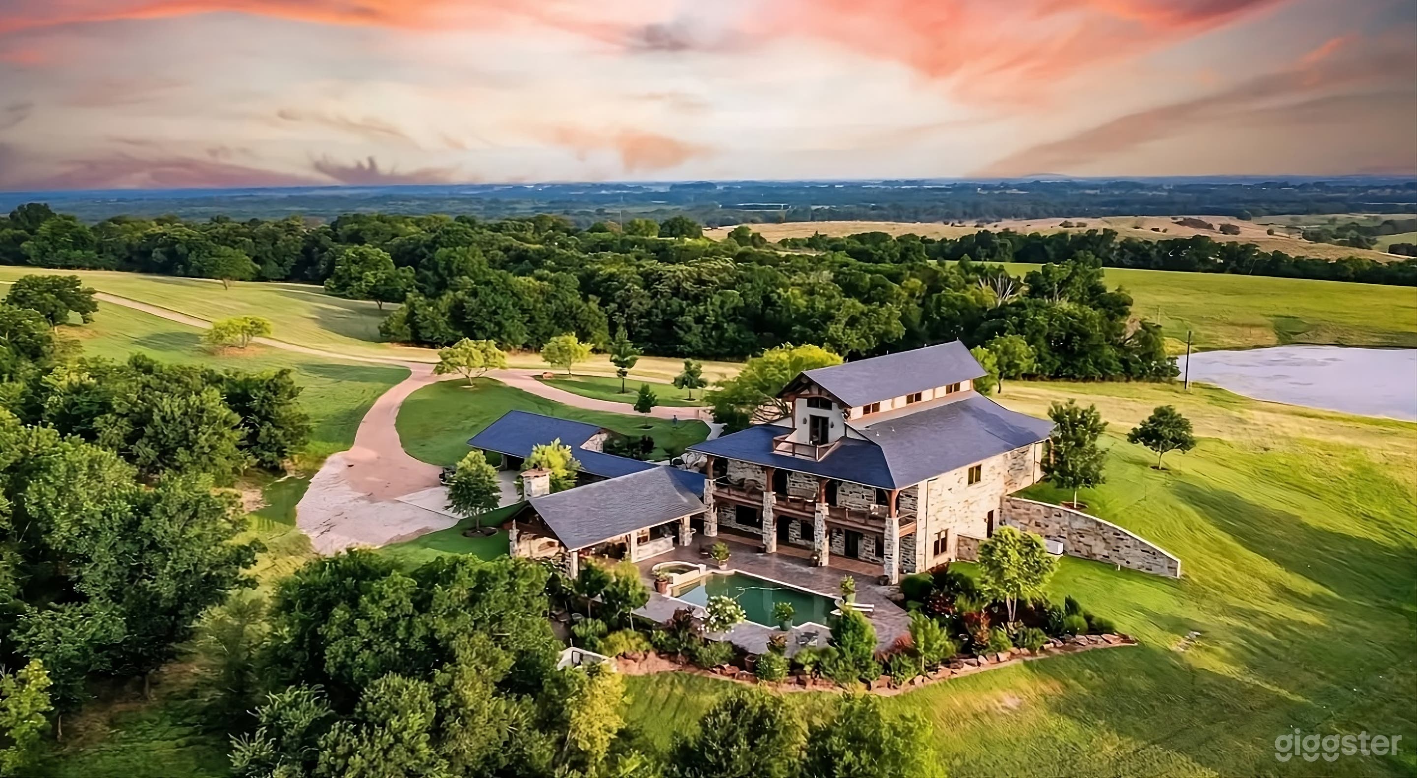 Private Estate Backyard with Pool and Wildlife Photo 2