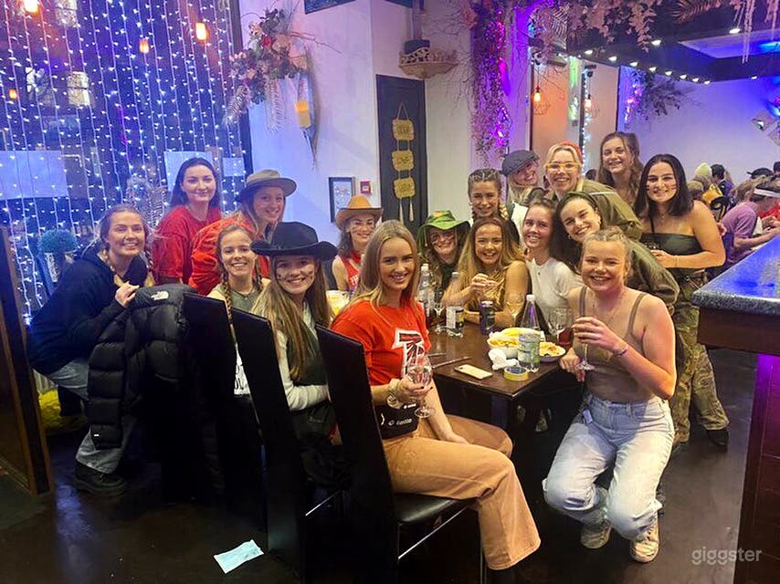 Kismot Indian &amp; Bangladeshi Restaurant  Photo 3