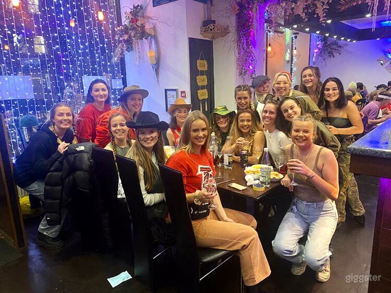  Kismot Indian & Bangladeshi Restaurant  