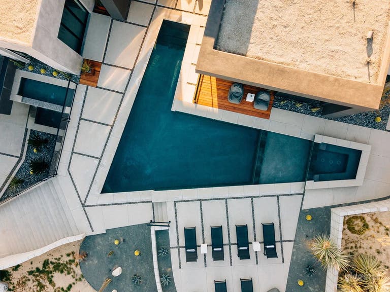  Gatsby | Custom Multi-Level Infinity Pool 