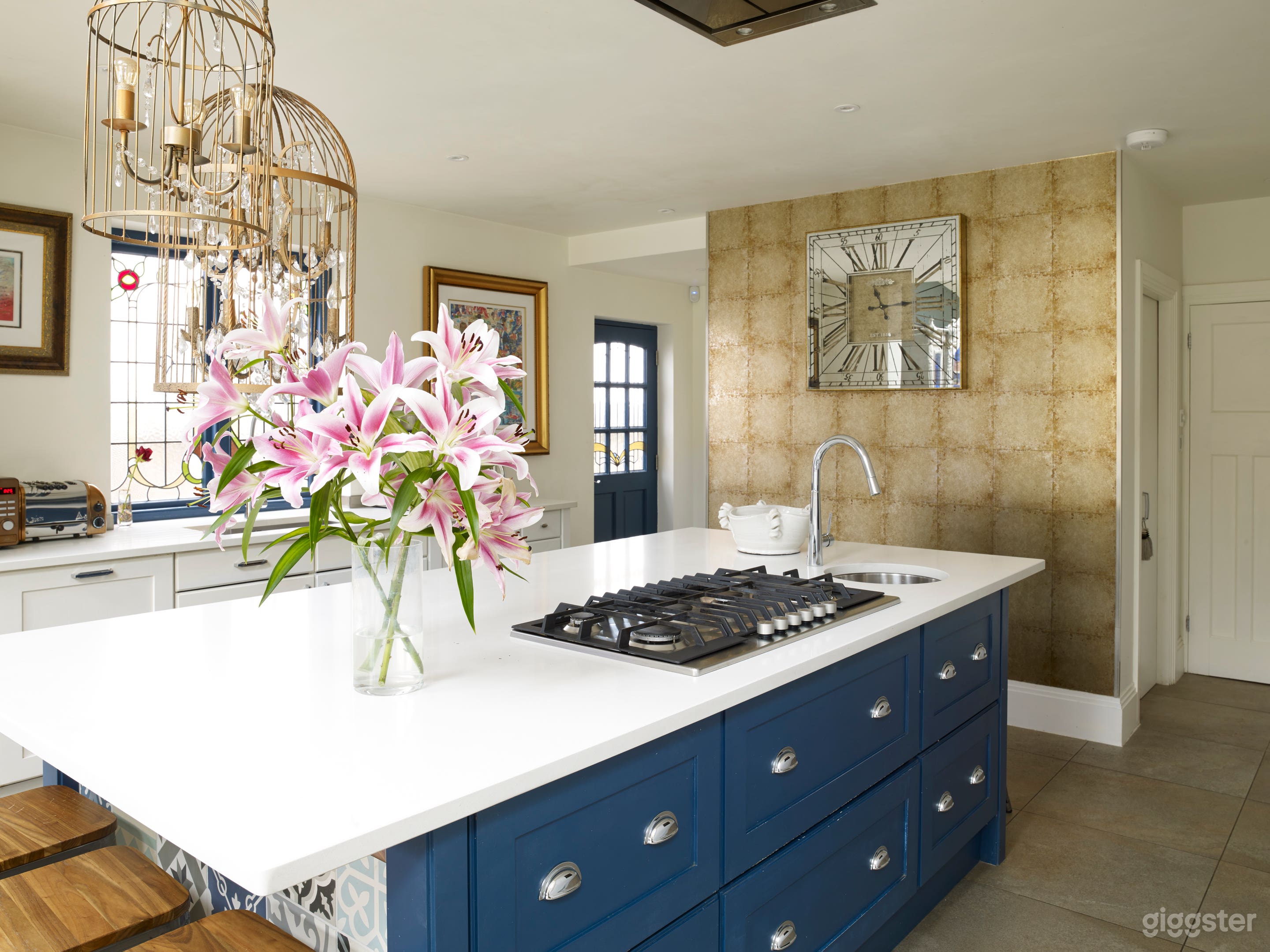 Colourful House with Dynamic Backyard Photo 1