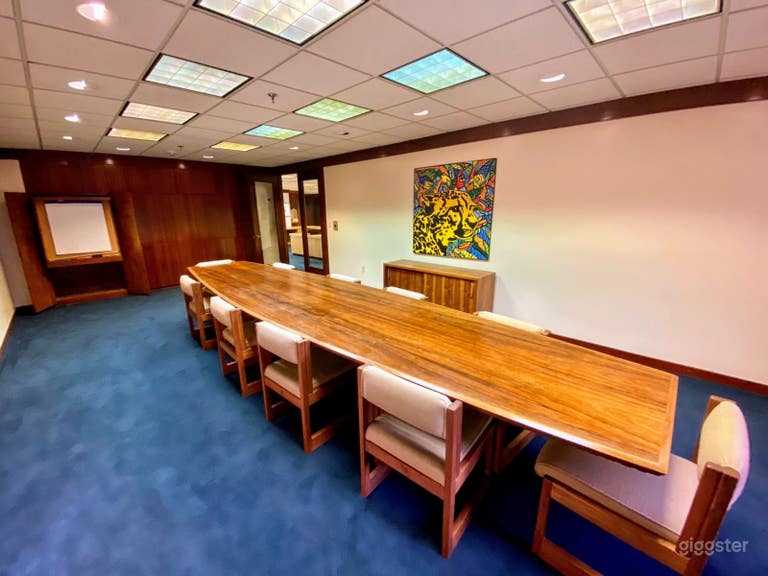  Downtown Miami Vintage Office - Classic Wing 