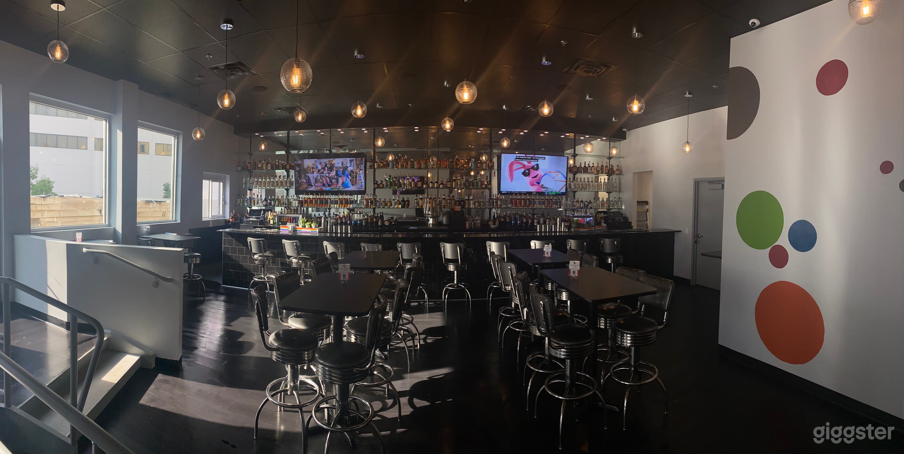 Unique Diner and Cabaret Photo 4