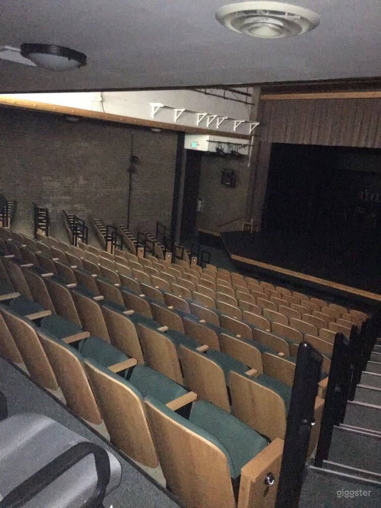 A Theatre Of Excitement in Washington Photo 3