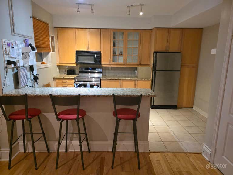  Modern Two-Bedroom Apartment for Film & Photo 