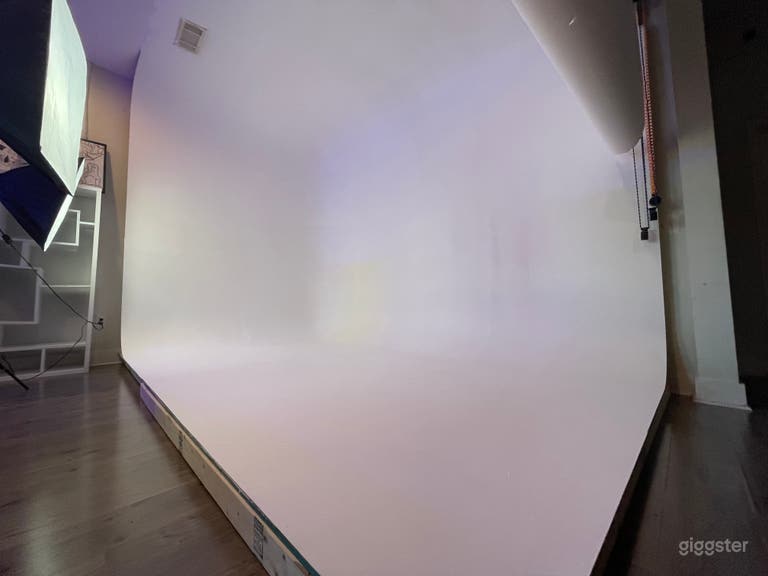  Aeon Studios on Edgewood Avenue! (Cyc Wall) 