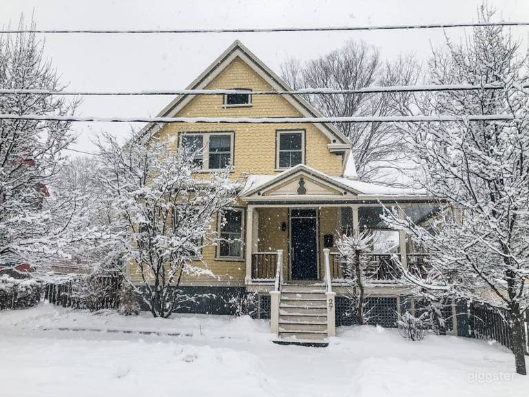  Charming Queen Ann Farmhouse 