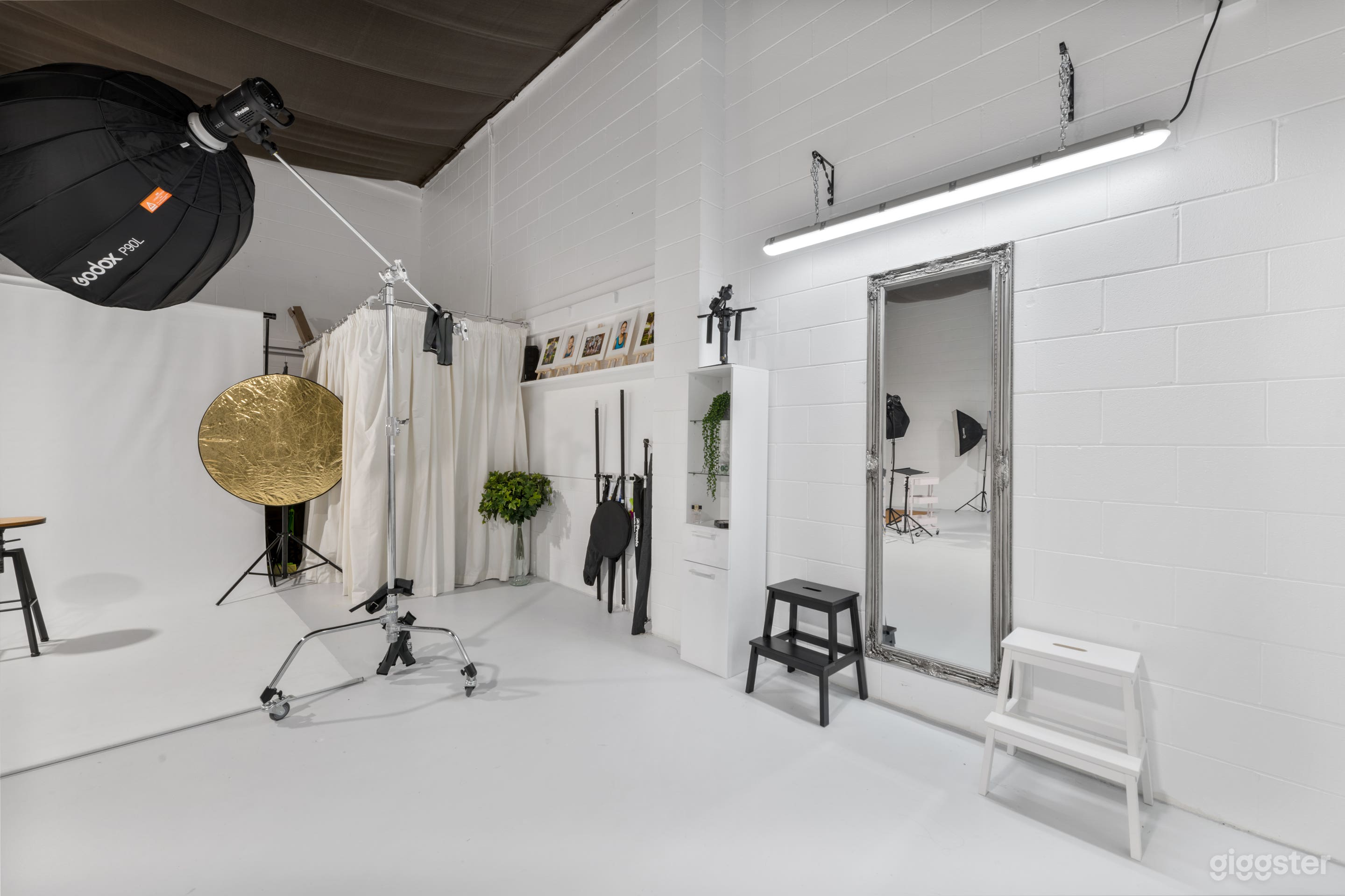 Nicoline Dickinson Photography Studio Photo 4