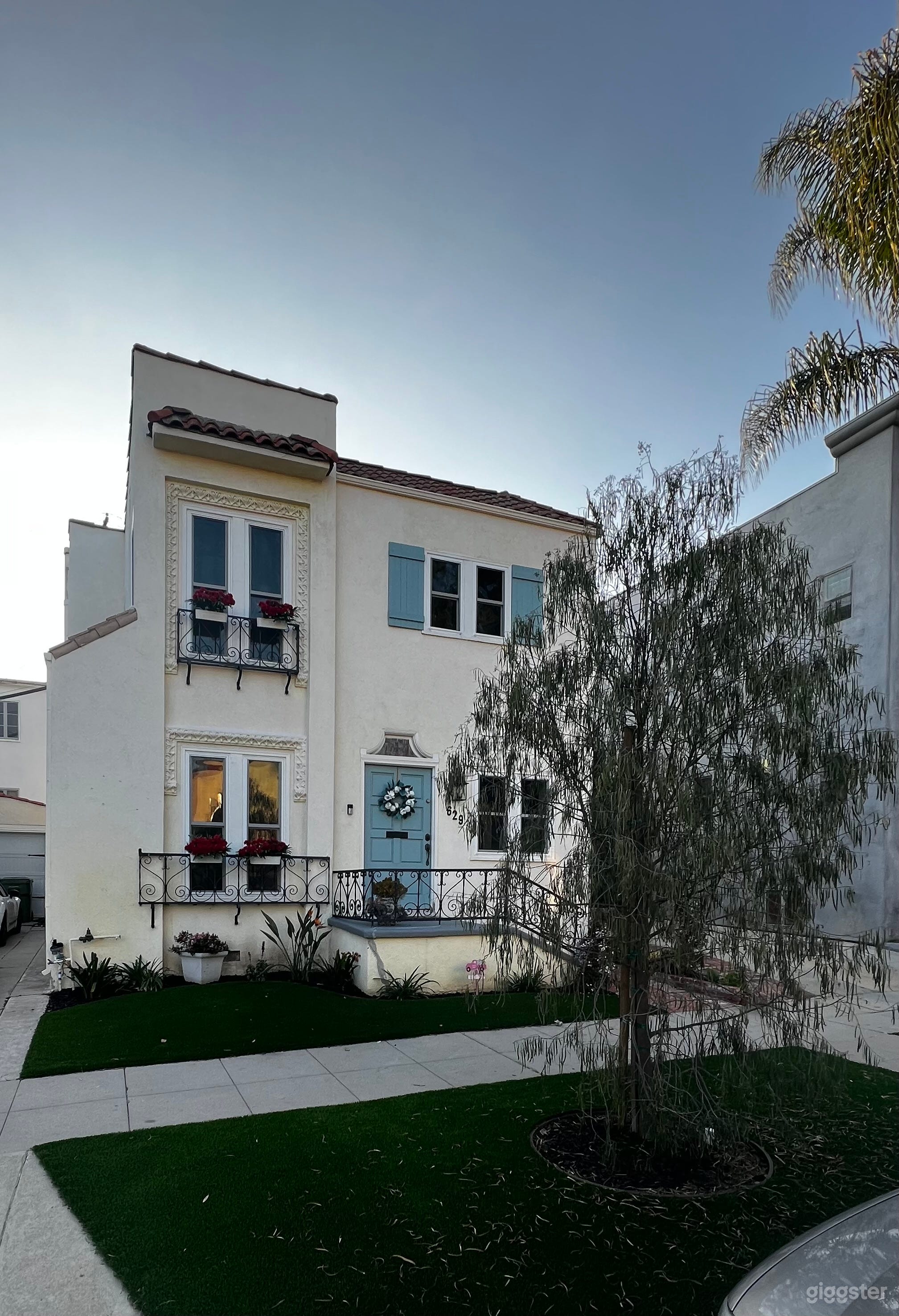 Charming colonial in Larchmont Photo 4