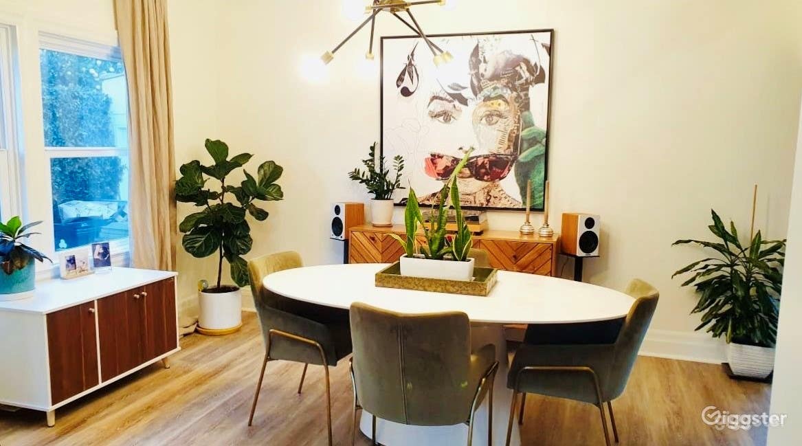 Charming colonial in Larchmont Photo 2