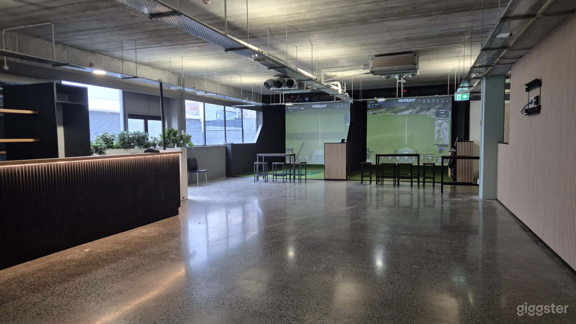Golf simulator & bar in Newmarket Photo 4