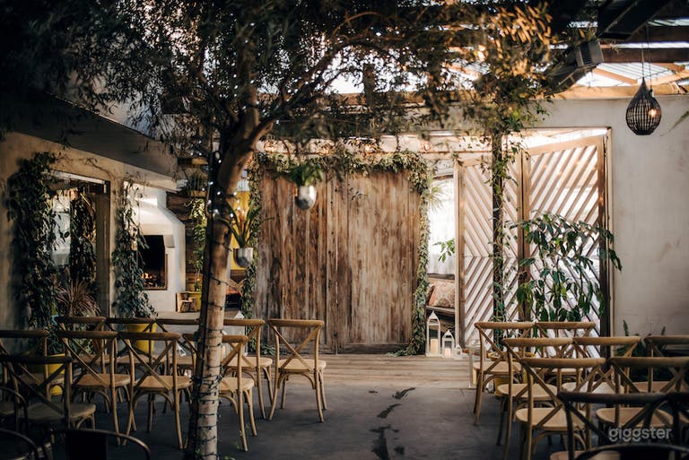  Bohemian Restaurant Venue 