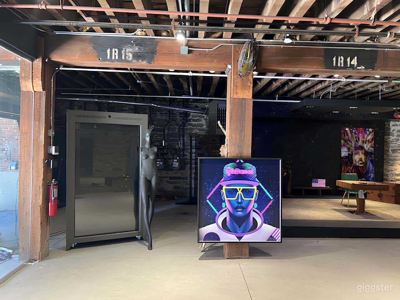 Urban Chic Bar Studio Set Photo 2