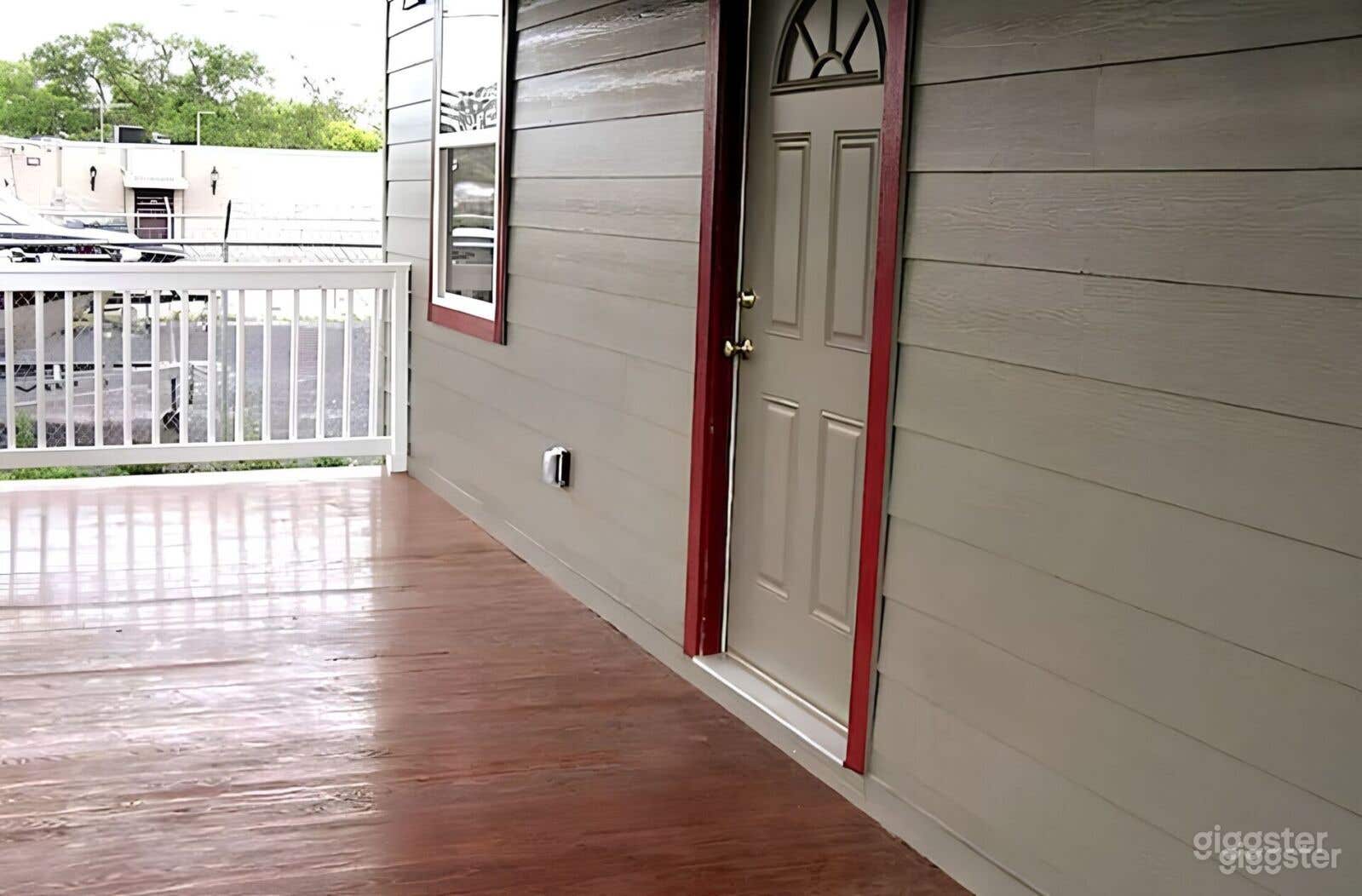 Rental Unit 4: 1br for Production! Photo 3