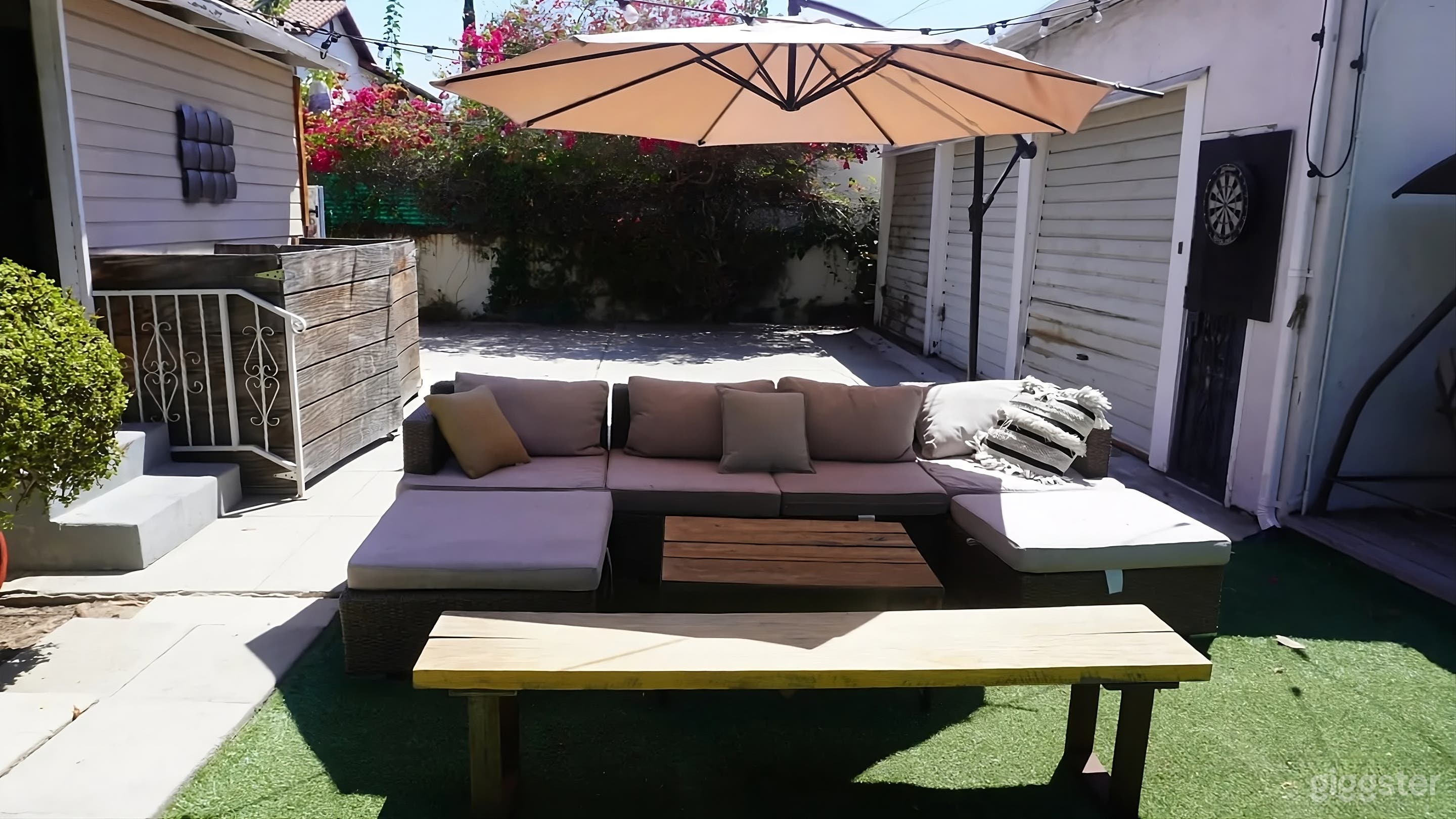 Private Backyard Lounge with Bar Photo 3