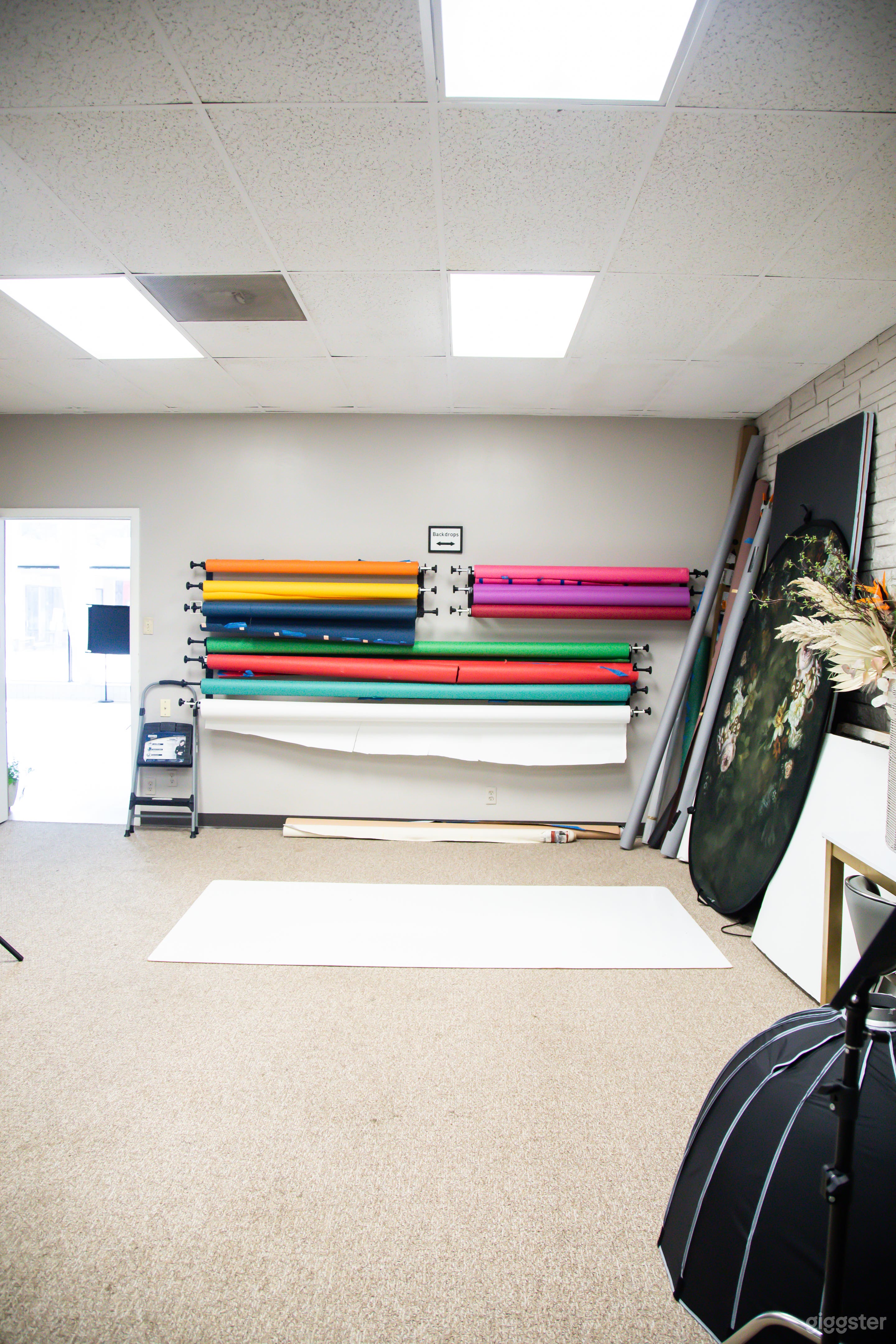 Meeting &amp; Event Rental Studio Photo 4