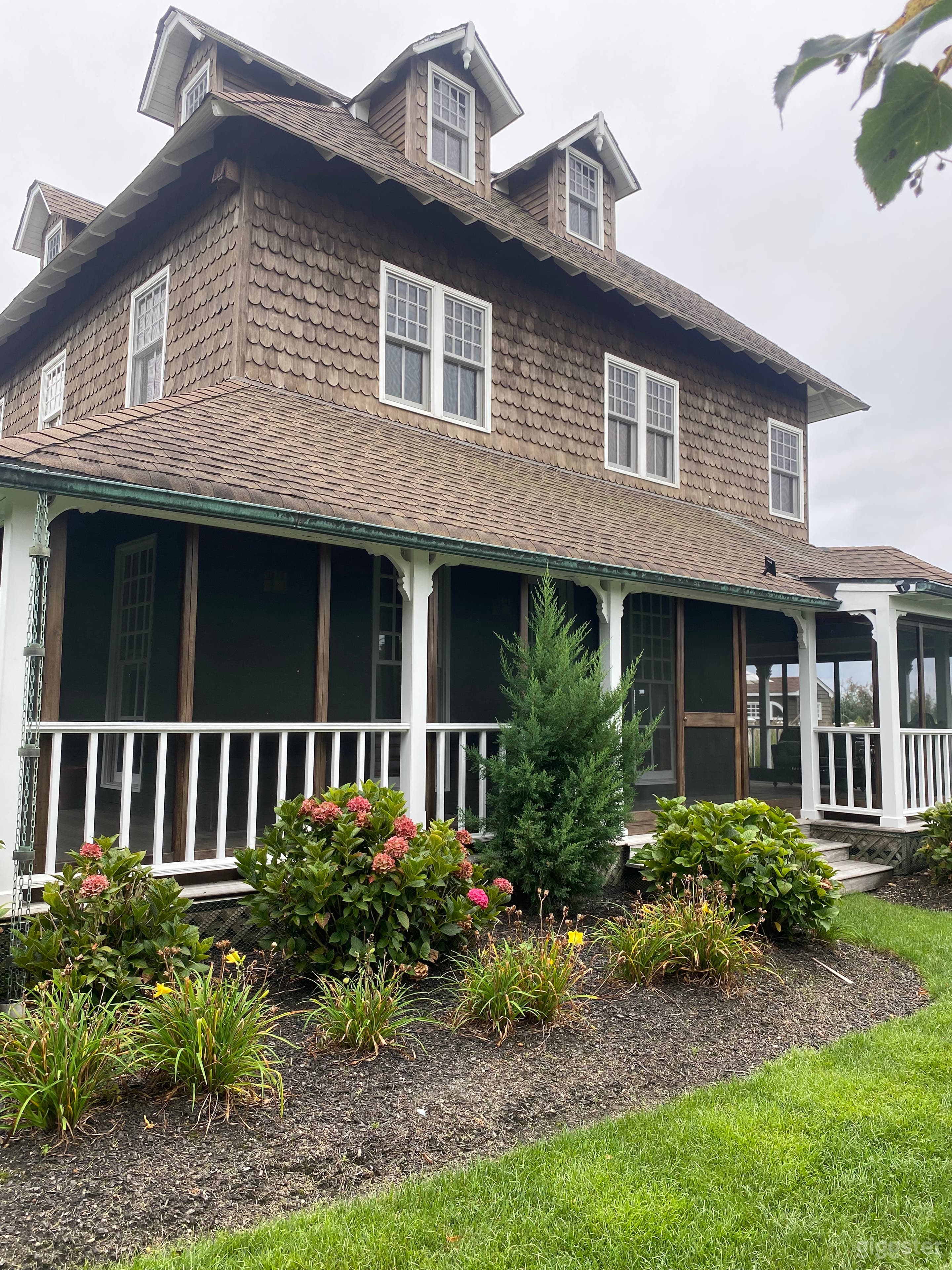 Country Cottage Photo 3