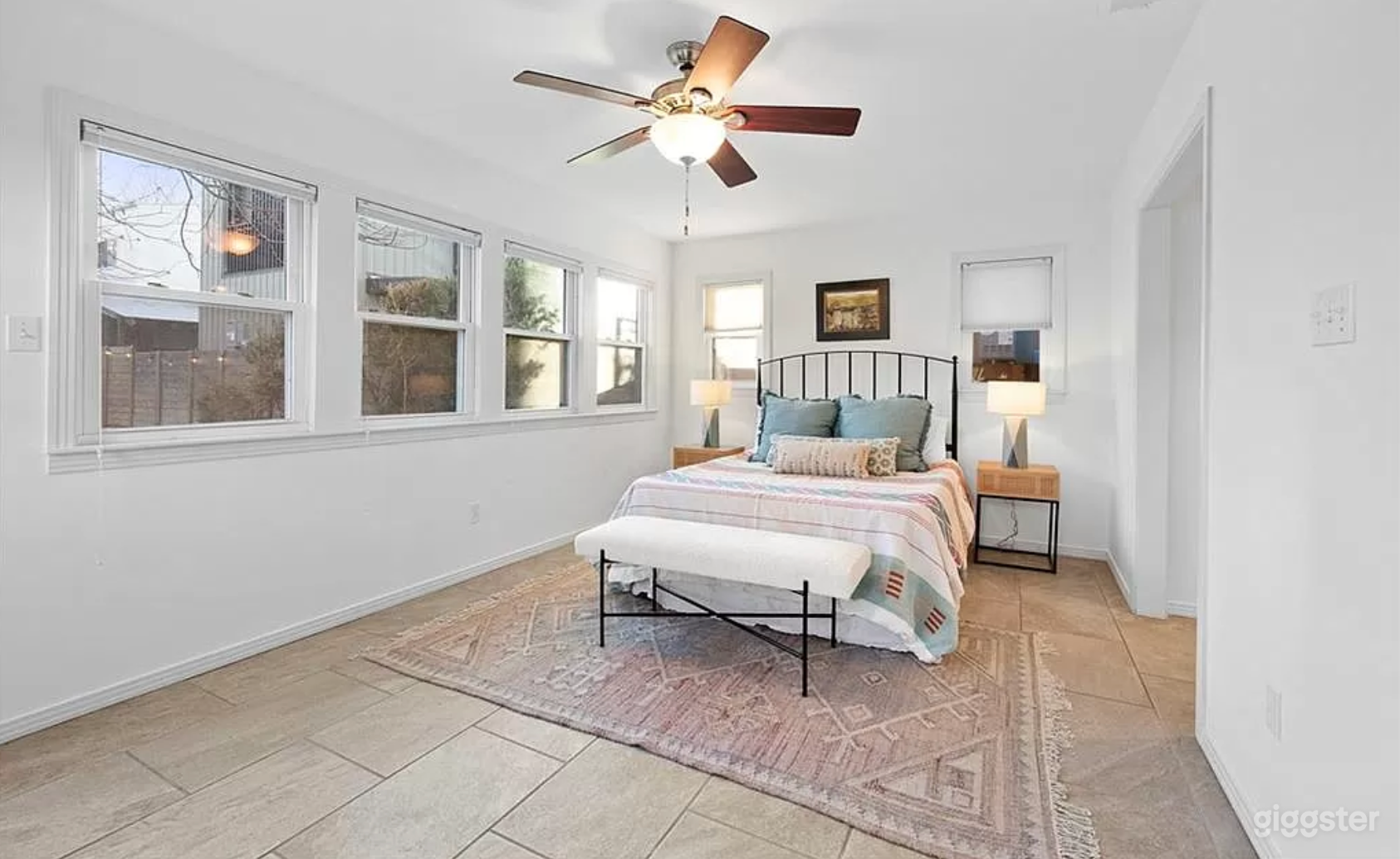 East Side Bungalow Photo 4