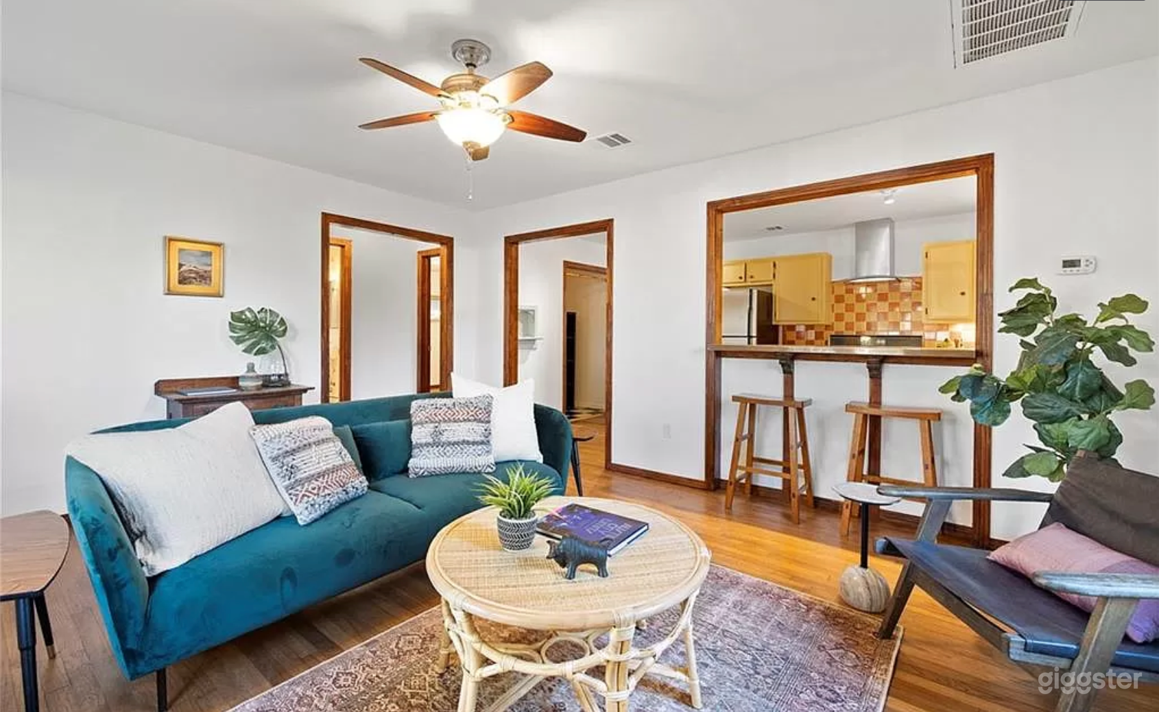 East Side Bungalow Photo 2