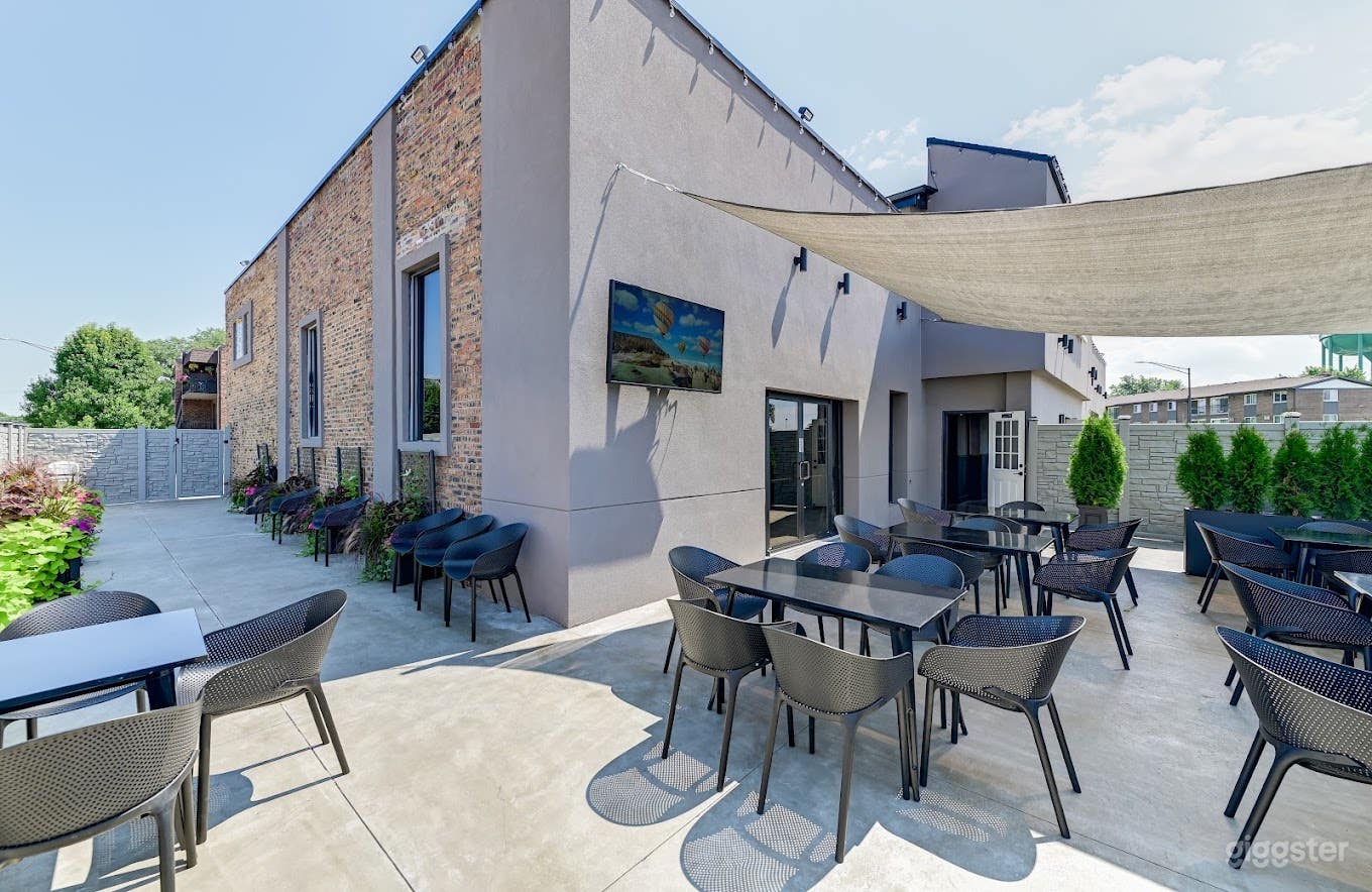 HMD Bar and Grill Photo 4