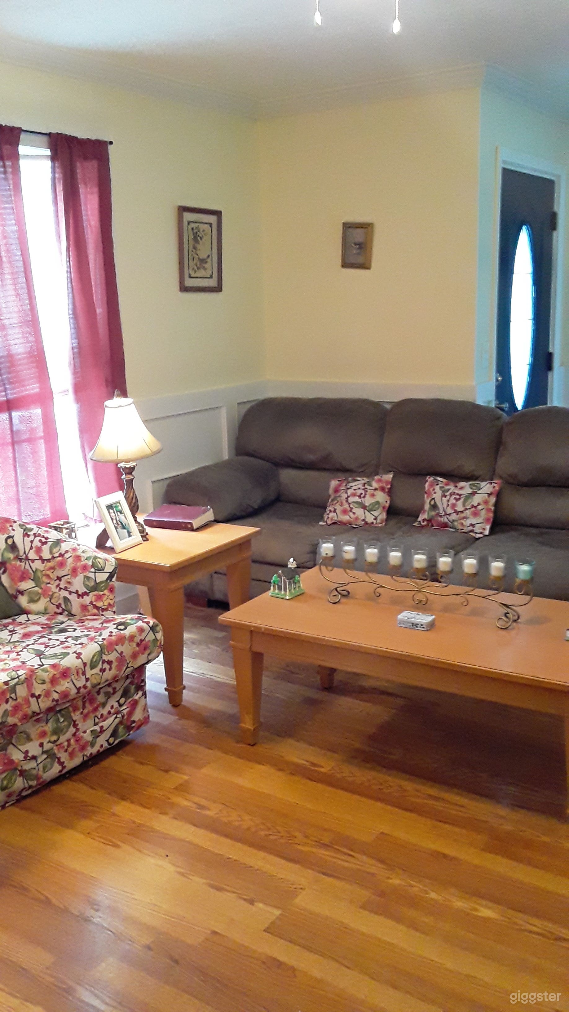 Living room pic 4 new sofa on order