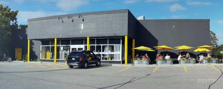  Large Bright Industrial Brewery Space! 