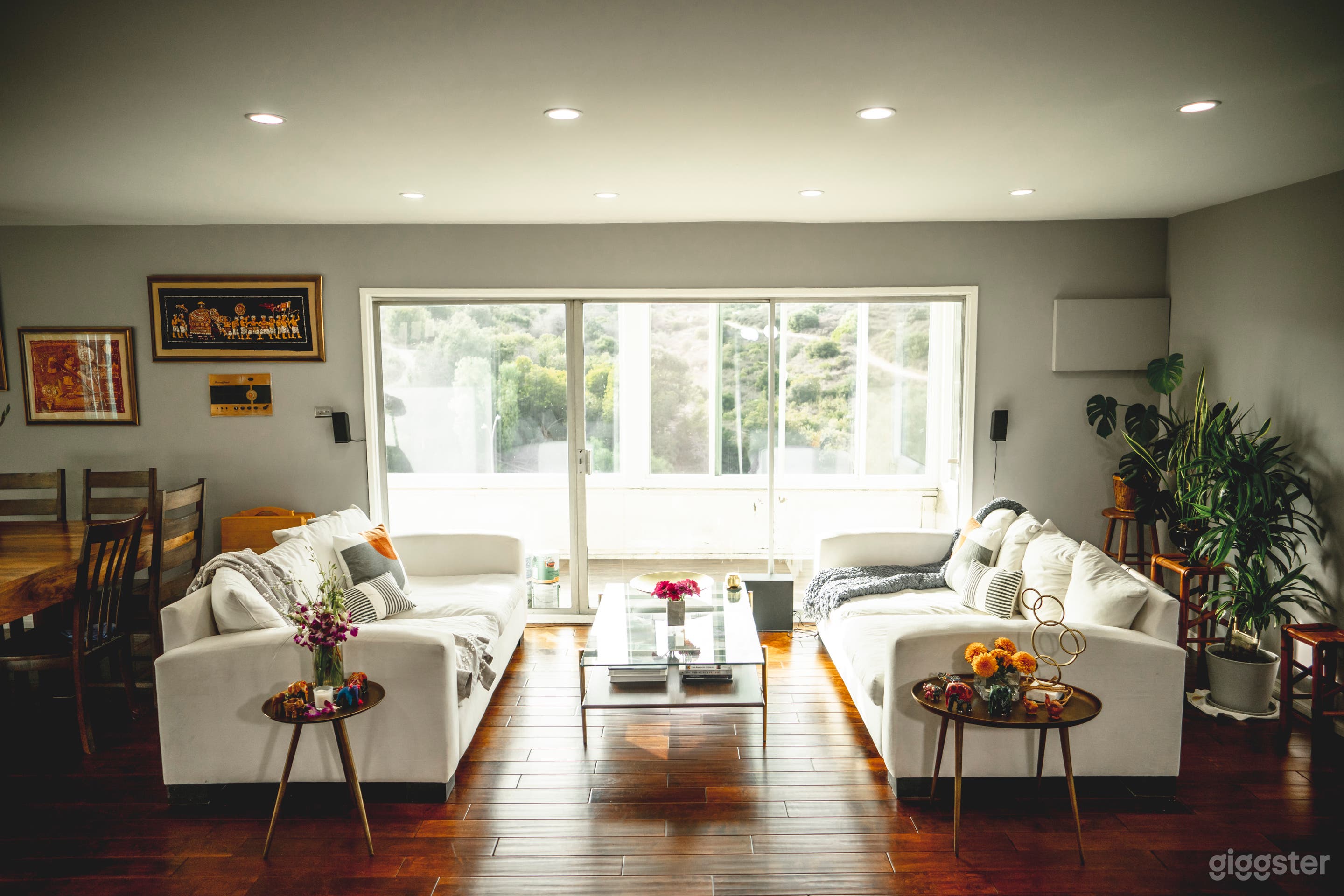 That view! Midcentury Modern condo w/a Boho Vibe Photo 1