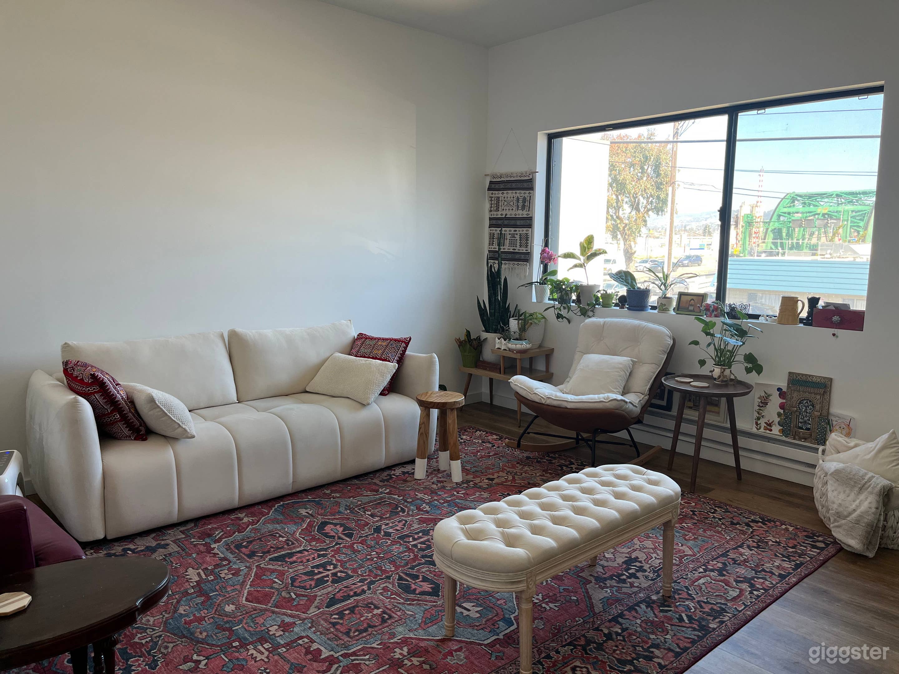 Bright and Spacious Office in Downtown Alameda  Photo 1