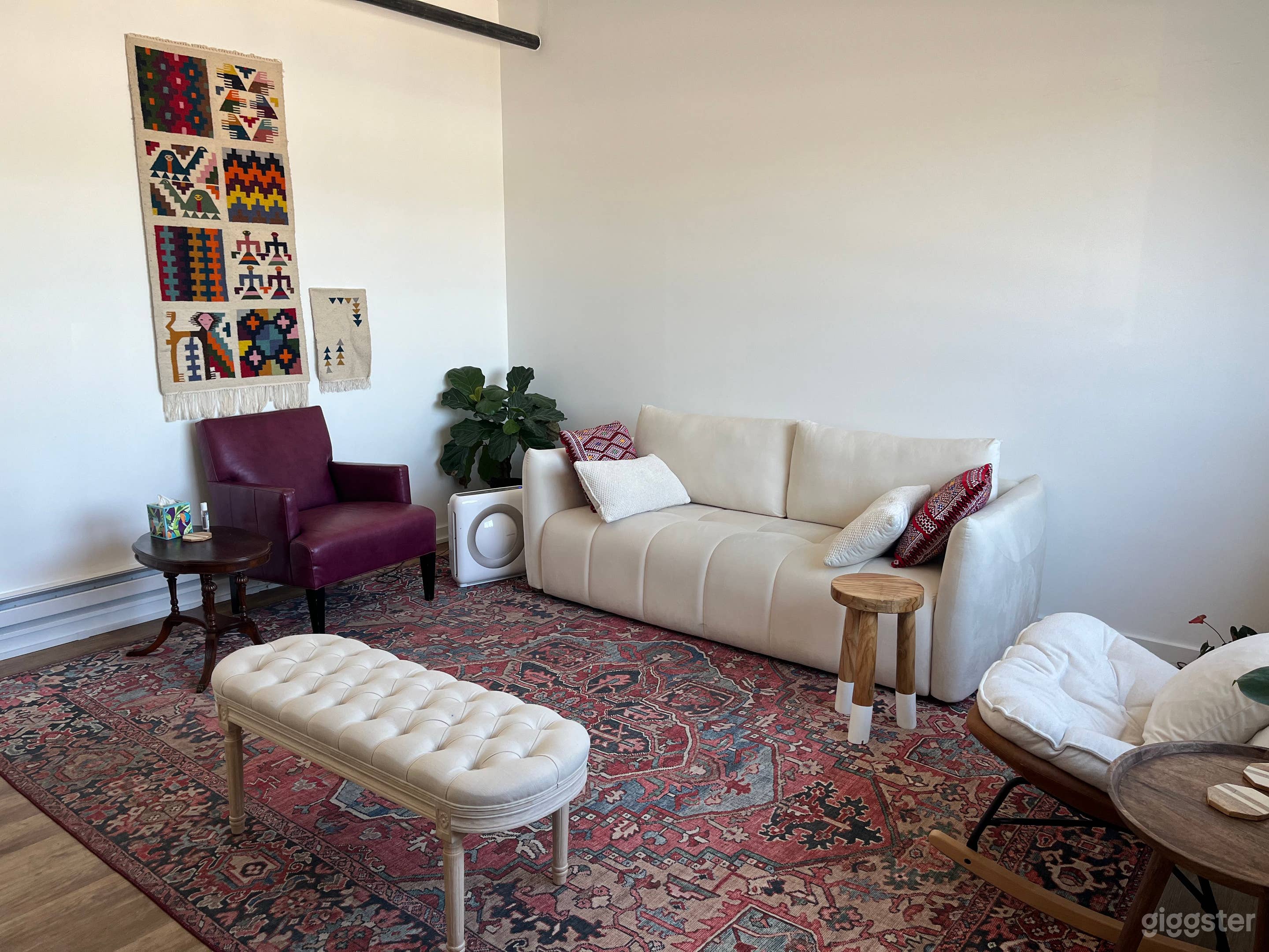 Bright and Spacious Office in Downtown Alameda  Photo 3