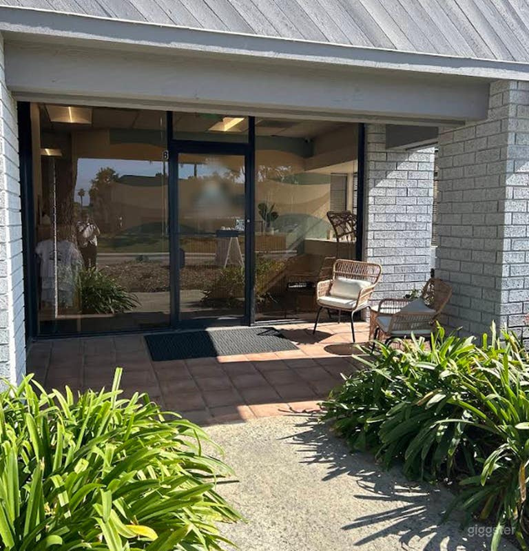  Airy Coastal Workspace in Carlsbad with Warm Natural Light 