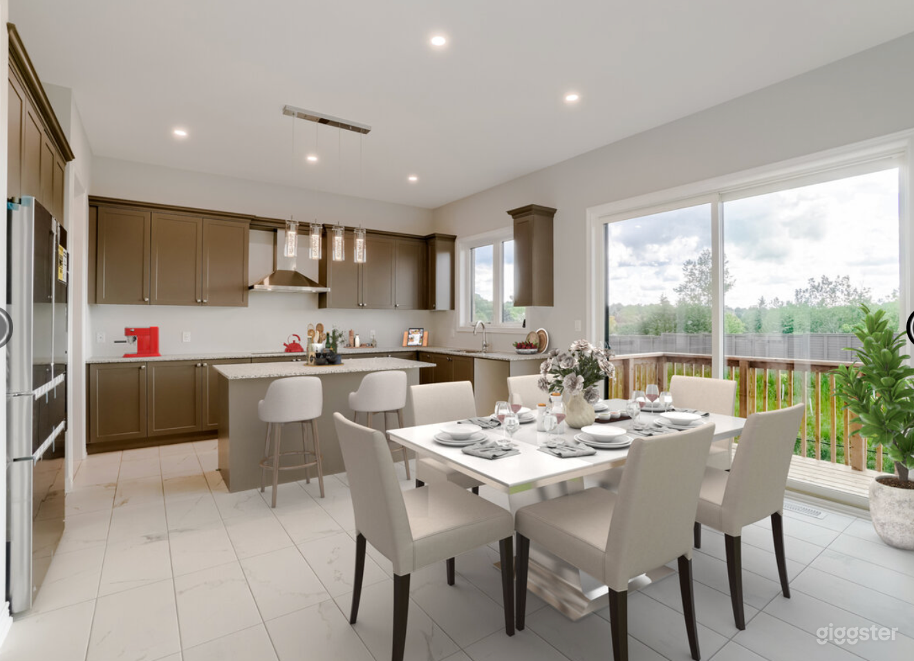 GORGEOUS MODERN HOME IN NORTH TORONTO Photo 3