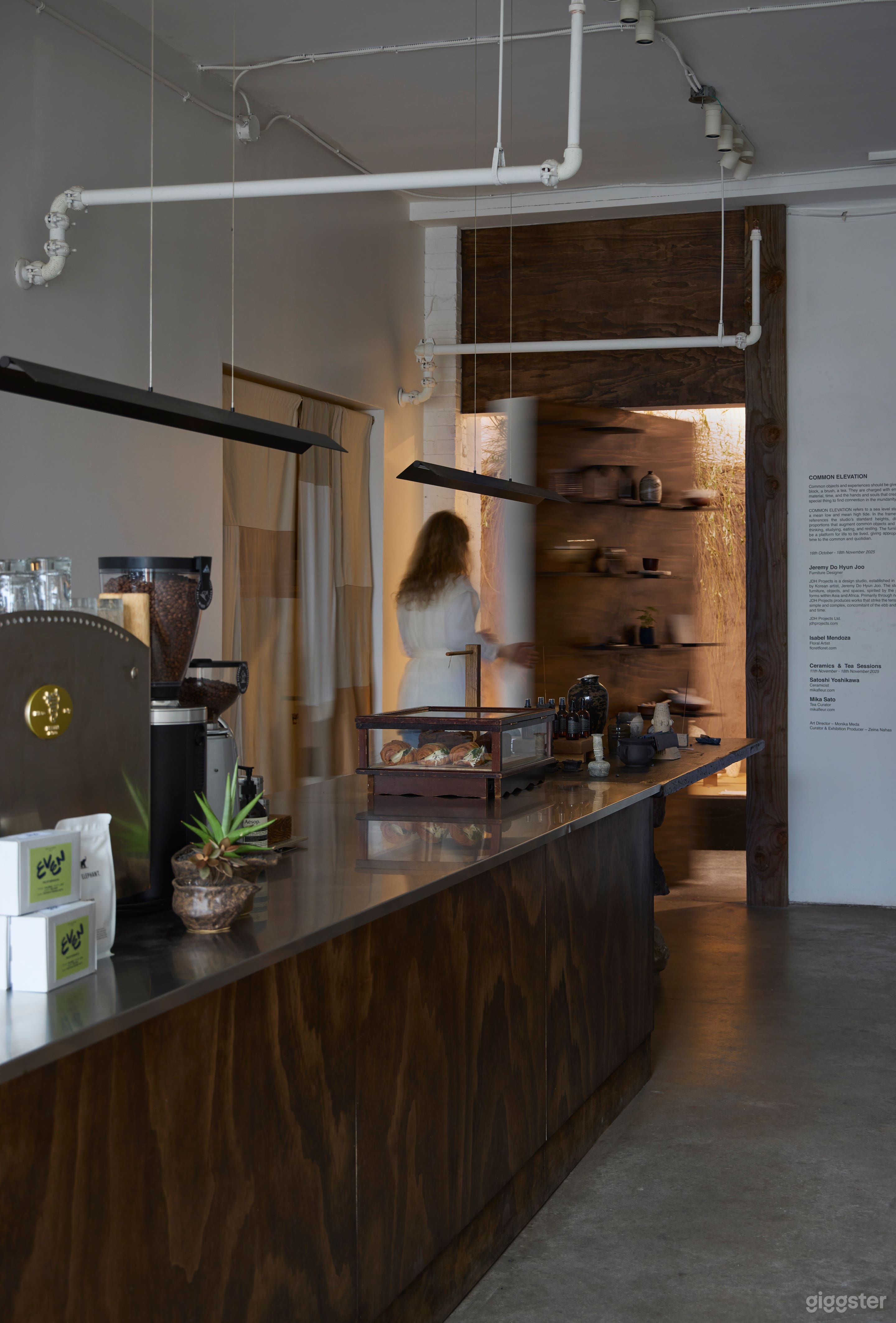 Aesthetic Café & Gallery Photo 2