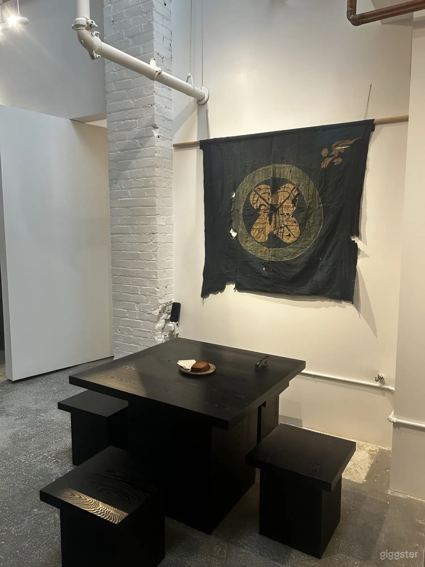 Aesthetic Café & Gallery Photo 4