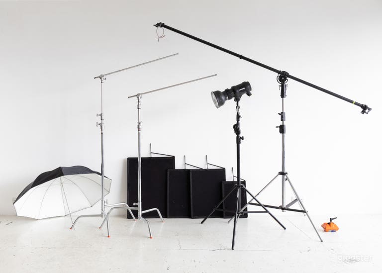  Equipment included with hire 