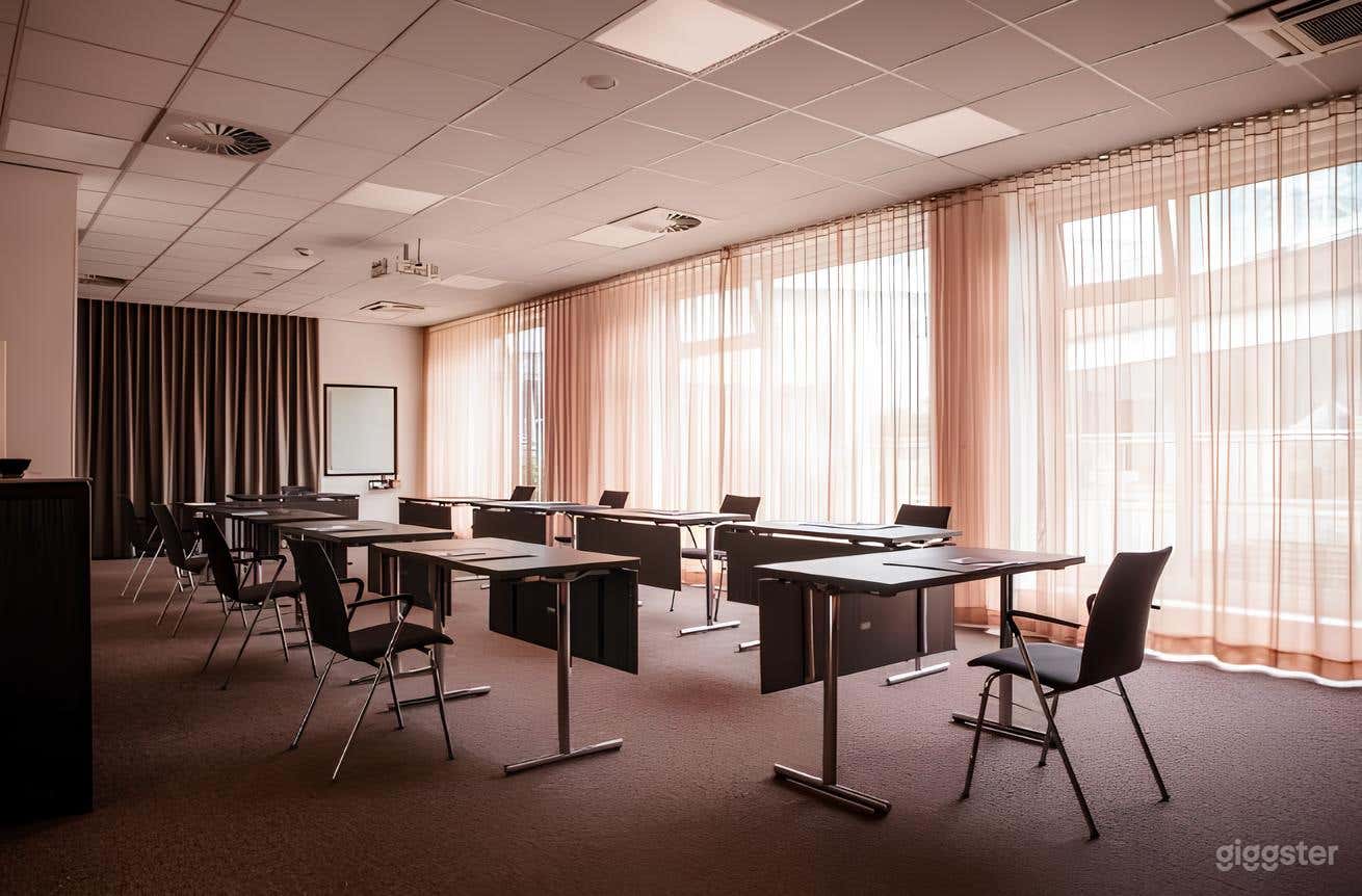 Konferenzraum A1 für 90 Personen Foto 2