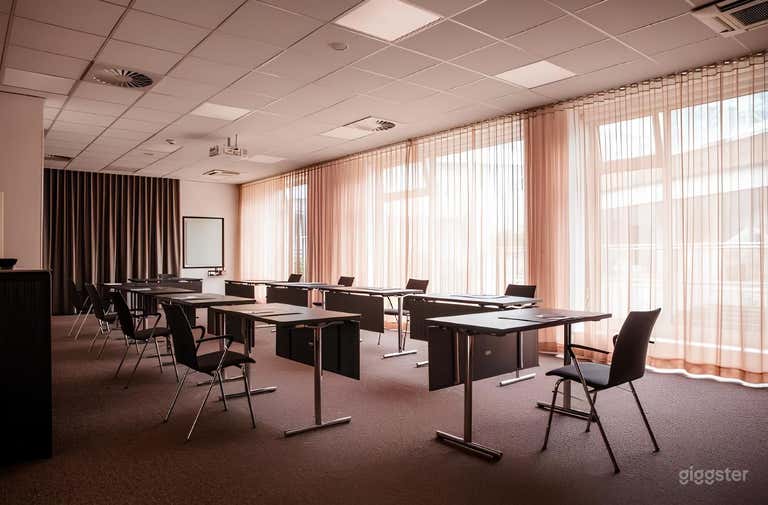  Sala de conferencias A1 para 90 personas 