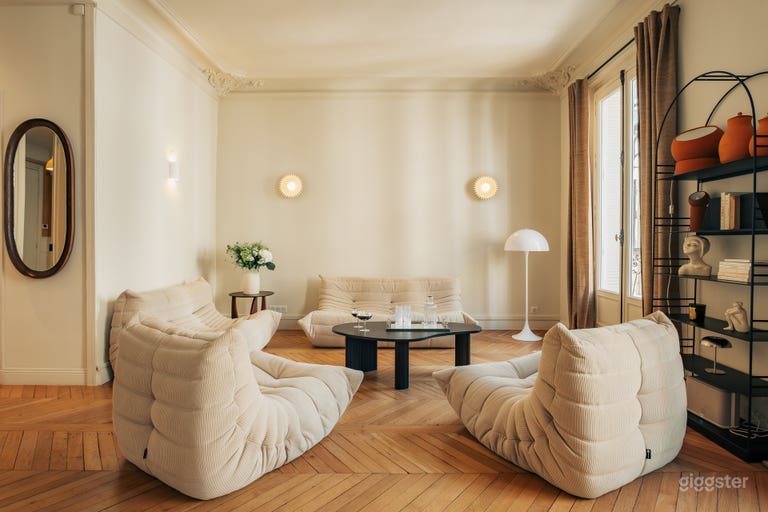  Elegante Haussmann-Empfangswohnung im Zentrum von Paris 