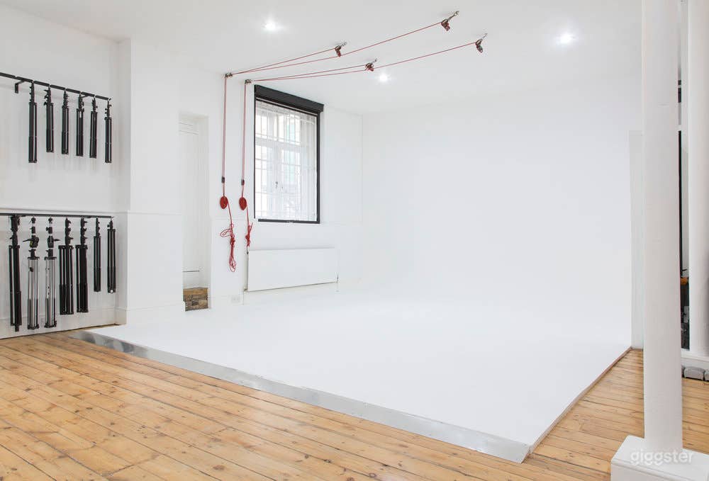 Professional and Highly Functional Film and Photo Studio in Shoreditch  Photo 3