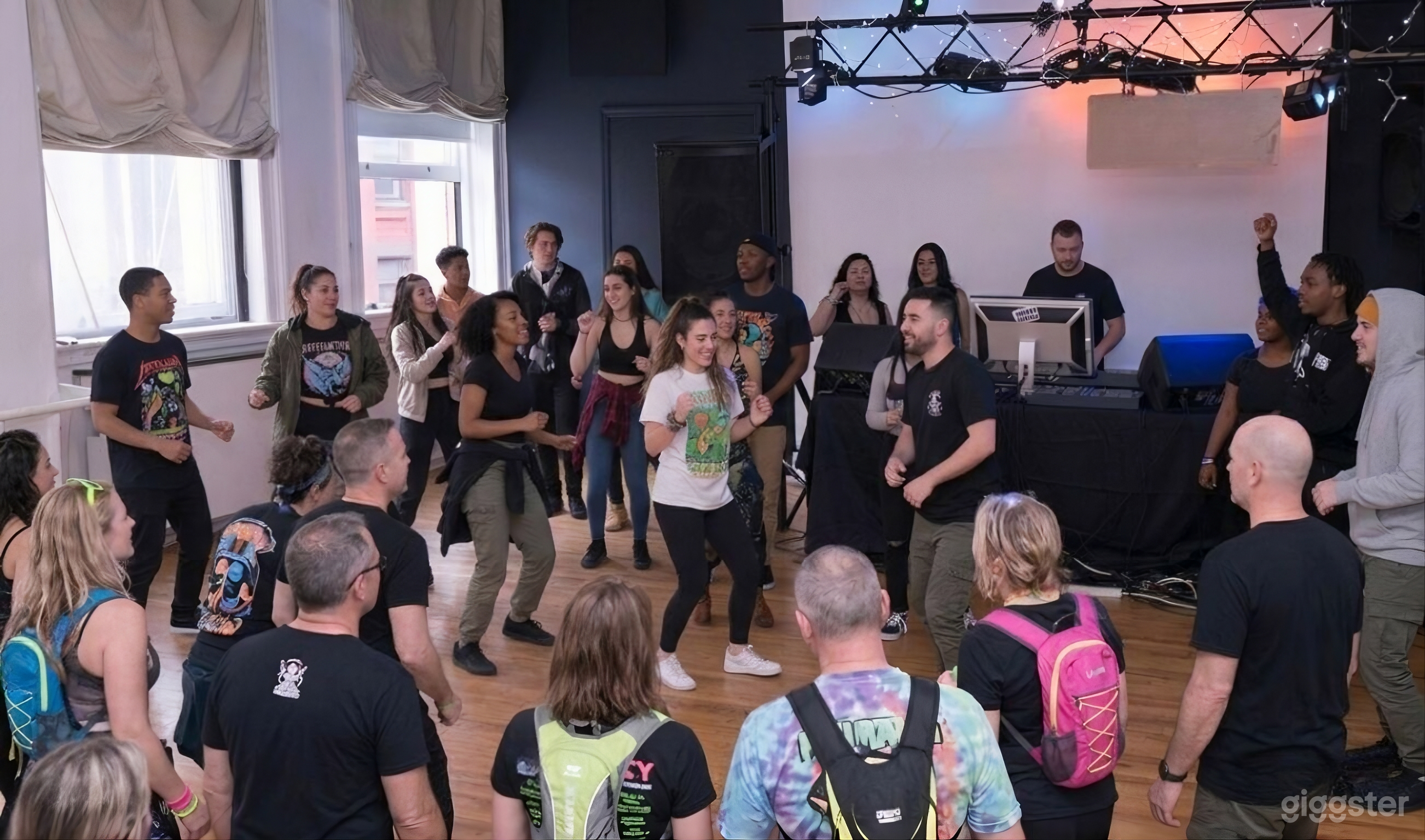 All-Inclusive Flatiron Loft — Studio, Events & Podcasts Photo 2