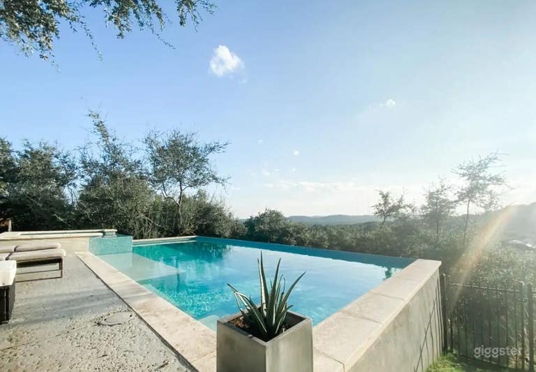  Scenic Poolside Escape with Stunning Views 