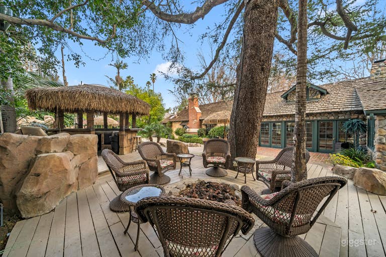  MAGICAL VALLEY VENUE: PERFECT FOR PRODUCTIONS  