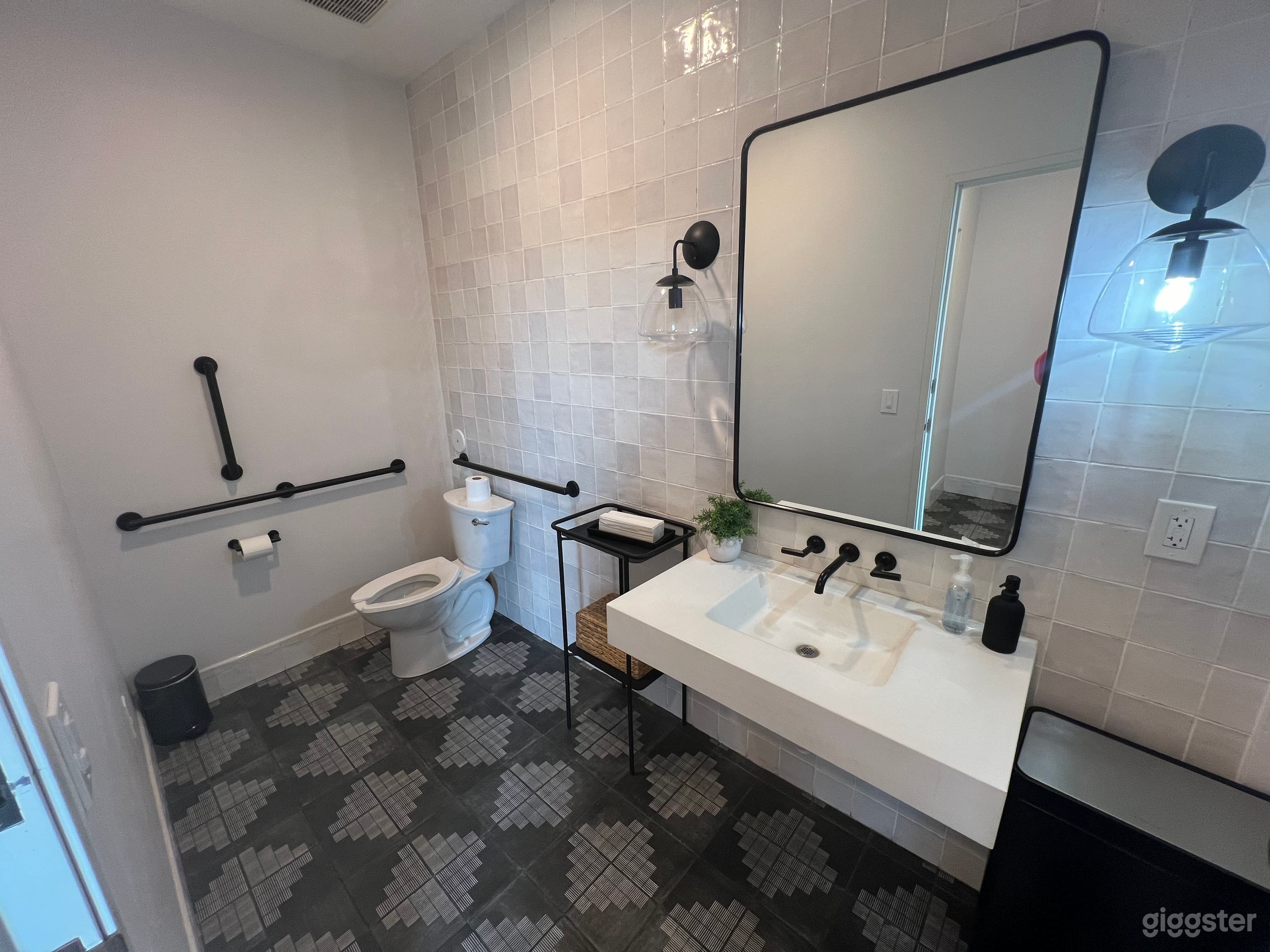 Shared bathrooms. Four total with two in each floor. Accessible with a code. 