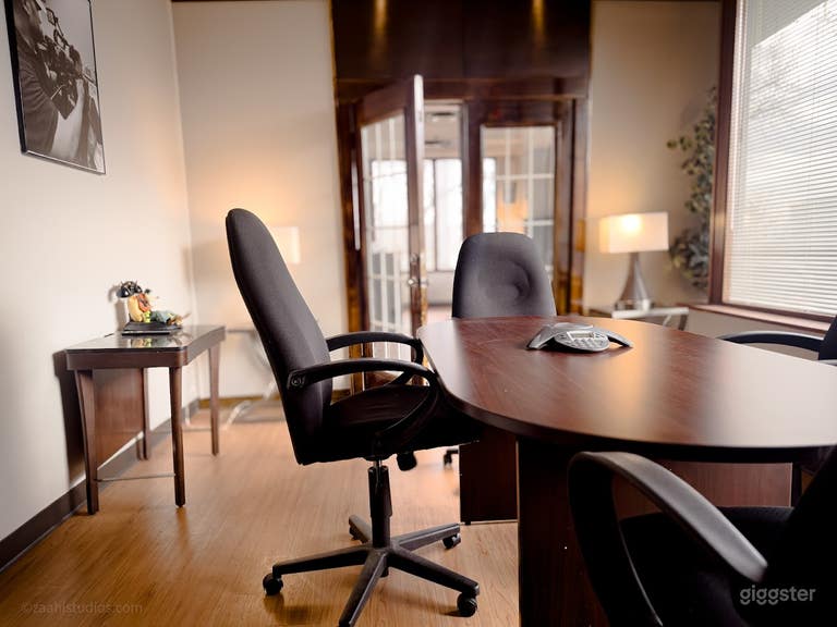  Room is 10&#x27;x16&#x27;. 