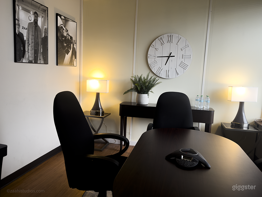 Meeting Room - Zaahi Studios Photo 3