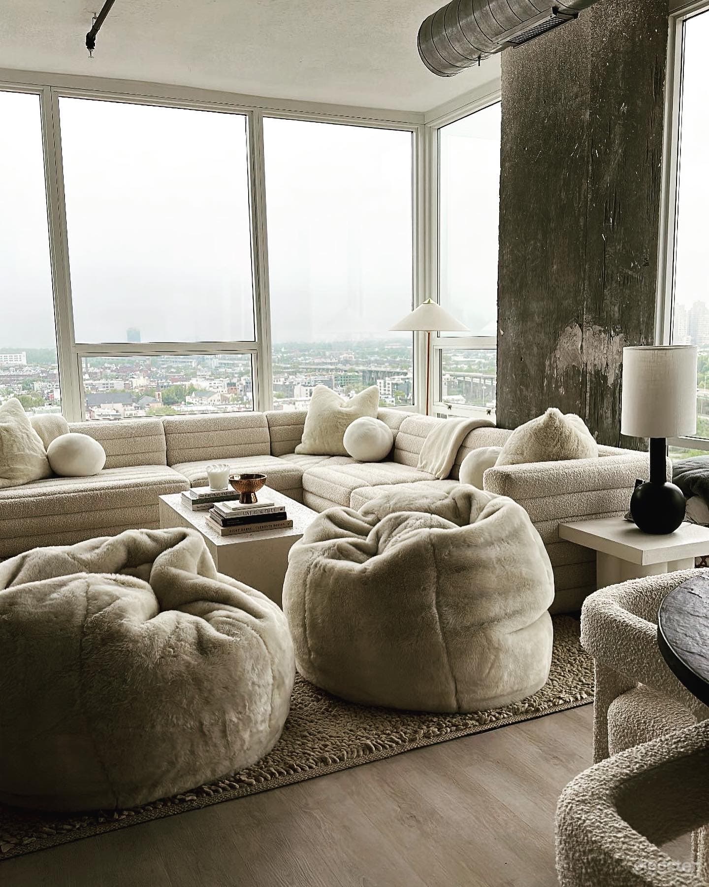 Wonderful Studio a Hidden Gem with Breath taking View  Photo 1